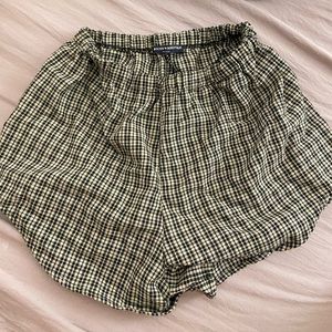 BRANDY MELVILLE PLAID SHORTS
